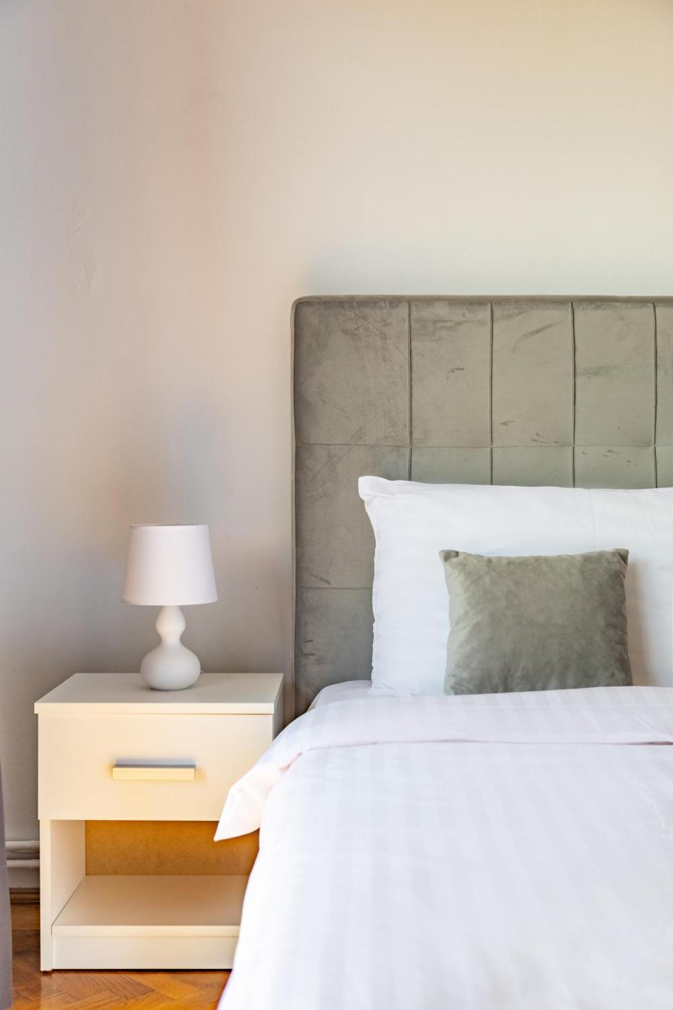 Downtown Victoria Apartments By Citybookings Bukareszt Pokój zdjęcie