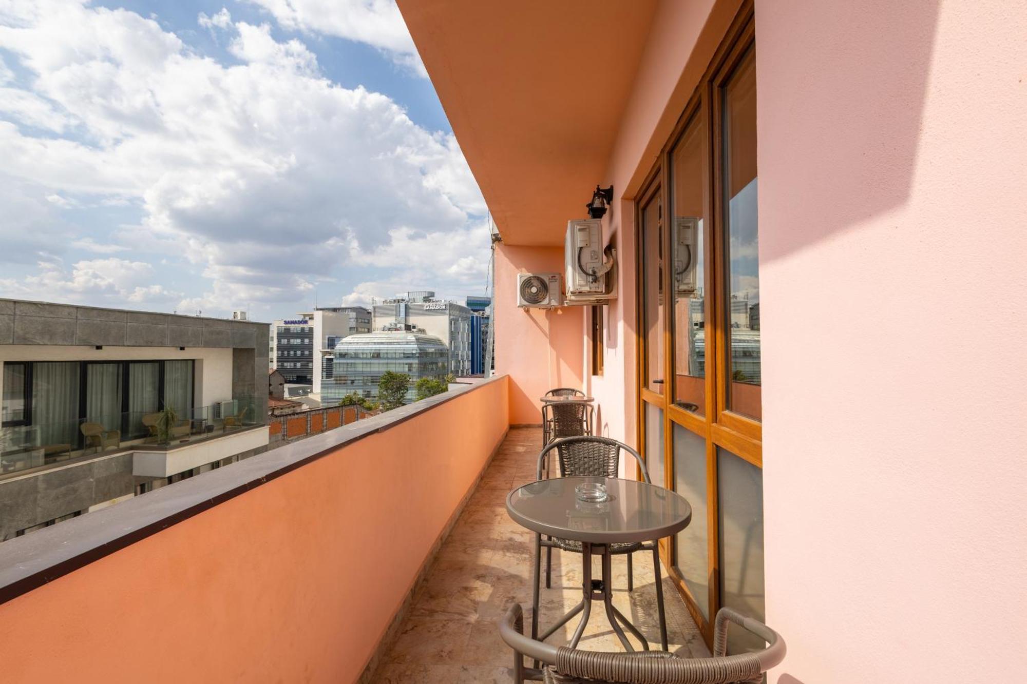 Downtown Victoria Apartments By Citybookings Bukareszt Zewnętrze zdjęcie